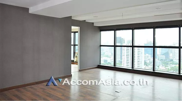 7  Office Space For Rent in Sukhumvit ,Bangkok BTS Ekkamai at Bangkok Business Center AA14408